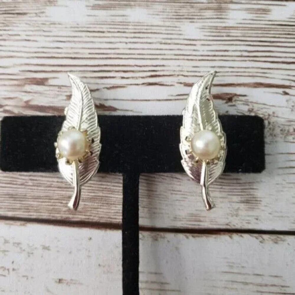 Vintage Clip On Earrings - Stylish Light Gold Tone Leaf with Faux Pearl